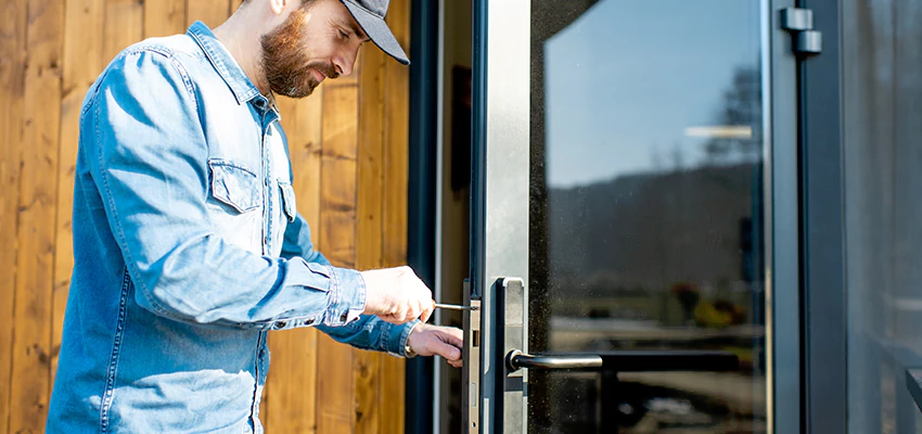 Frameless Glass Storefront Door Locks Replacement in Mayflower Village, CA