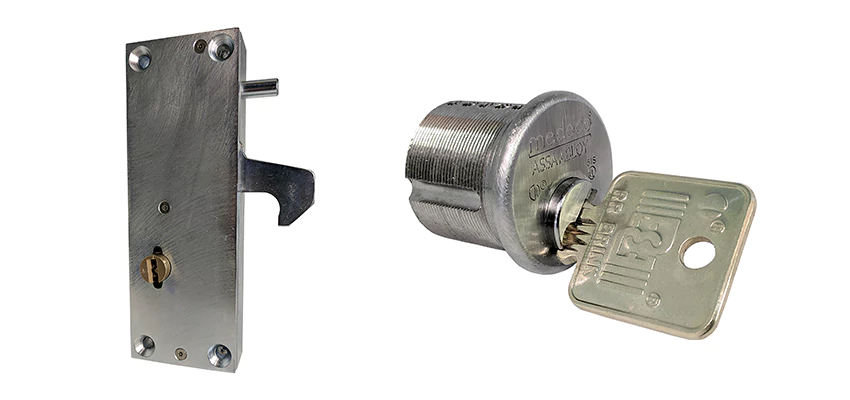 RR Fence Gates Brink Locks Repair in Mayflower Village, California