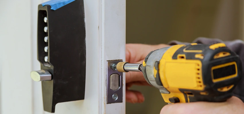 Eviction Locksmith For Key Duplication in Mayflower Village, California