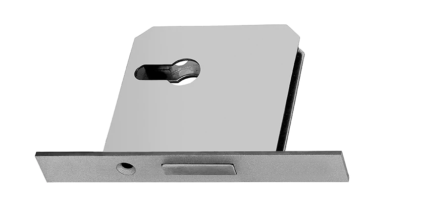 Fix A Deadbolt Door Lock in Mayflower Village, California